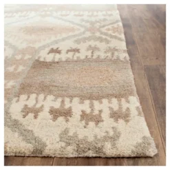 Safavieh Formentera Collection Hand-Tufted Wool Area Rug