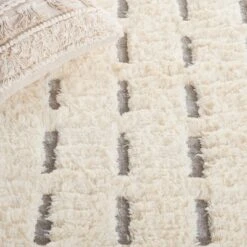 Safavieh Casablanca CSB705 Hand Woven Moroccan Area Rug -Safavieh Furniture GUEST d0243ddb e2f9 4c2b 962d 3f22b99d3b0e