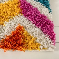 Safavieh SGK565 Kids Shag Collection Power Loomed Area Rug