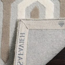 Safavieh Aveline Hand-Tufted Wool Rug with Geometric Tile Pattern 7 Safavieh Aveline Hand-Tufted Wool Rug with Geometric Tile Pattern -Safavieh Furniture GUEST d5a87990 c205 42d1 96b5 930bc303fc14