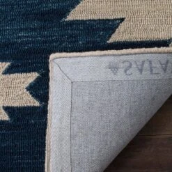 Safavieh Holden Geometric Design Area Rug -Safavieh Furniture GUEST dd7dc43c a409 4e63 af64 bbacc25ca4f7