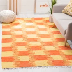 Safavieh Murphy Woven Cotton Area Rug - Hand-Woven Ikat Design