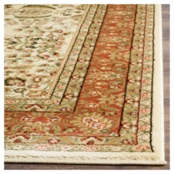 Safavieh Soledad Collection: Traditional Persian Style Area Rug