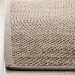 Safavieh Lilia Solid Loomed Rug: Natural Sisal Fiber Collection